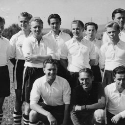 1951